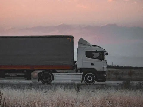Voltim Global — Avrupa ve Rusya’dan İran’a karayolu taşımacılığı